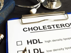 Masz takie zmiany na skórze? To znak, że cholesterol niszczy organizm