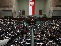 Najnowszy sondaż partyjny. KO i PiS na czele. Wiadomo, kto jeszcze wszedłby do Sejmu