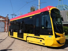 Wrocław szuka 160 nowych tramwajów na rozbudowane trasy i testuje Warsolino