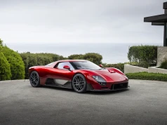 Powrót do przeszłości. McLaren prezentuje McL 6GT z manualną przekładnią