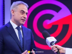 Wicepremier skrytykował koleżankę z rządu. "Jeżeli wie więcej, niech powie"