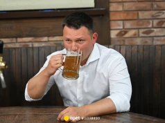 Kontrola w pubie Sławomira Mentzena. Inspektorzy byli bardzo skrupulatni