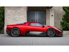 McLaren wraca do manualnej skrzyni po 34 latach. Oto McL 6GT