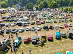 Nowe miejsce Wystawy Pojazdów Zabytkowych. Ponad 400 wyjątkowych aut przyjedzie na osiedle Chojnicka