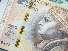 Polacy trzymają miliardy w gotówce. Jesteśmy w unijnej czołówce