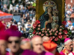 Poszedłem na pielgrzymkę. "Atmosfera wzmożenia jak w podstawówce. Wszyscy podekscytowani, a najbardziej siostrzyczki"