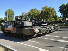 Borsuki, Abramsy, K2, rakiety i drony na Wisłostradzie. Lądowa defilada Wojska Polskiego