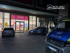 Nocna obława na Białołęce. Mężczyzna w kajdanach i na bosaka uciekł policjantom