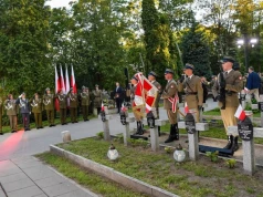 Hołd bohaterom Bitwy Warszawskiej