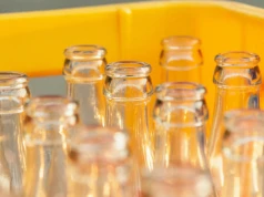 Woda schodzi z półek, butelki nie wracają. Niemcy mają nietypowy problem
