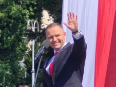 Mocne słowa prezydenta podczas defilady. MON odpowiedział ze sceny. Poszło o bezpieczeństwo Polski