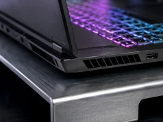 Metal zamiast drewna. Ten prosty trik obniżył temperaturę gamingowego laptopa o 15°C