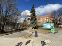 Historia ukryta między ulicami. Plac Andrzeja Wakara