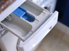 I czy II - gdzie właściwie wsypać proszek? Odpowiedź zaskakuje tych, którzy patrzą tylko na położenie