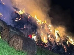 150 balotów stanęło w ogniu. Akcja gaśnicza trwała niemal 19 godzin