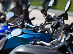 Najszybciej sprzedające się motocykle na rynku wtórnym – Kawasaki GTR 1400 i BMW R1250 GS Adventure
