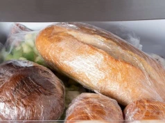 Włóż chleb do zamrażarki. Ten prosty trik może wpłynąć na poziom cukru