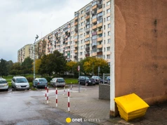"Nie da się spać". Mieszkańcy warszawskich Bielan walczą w uciążliwych zapachem