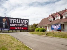 To koniec sklepu z gadżetami z Donaldem Trumpem. Nie ma klientów