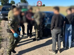 Przewozili cudzoziemców z Łotwy. Wpadli podczas kontroli drogowej