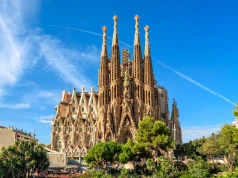 City break w najpopularniejszym mieście Hiszpanii ❤️🇪🇸 Loty do Barcelony i noclegi za 819 PLN 🤩