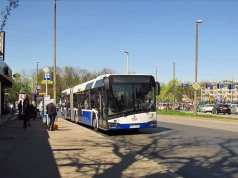 Prawo jazdy, kwalifikacje i badania: wymogi wobec kierowców autobusów