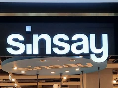 W Sinsay dorwałem dynie, które zdobią cały salon. Kawa z ciastkiem kosztuje więcej niż ten zestaw