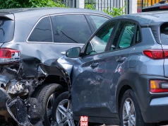 Jak bronić się przed metodą na stłuczkę? Jest jedna broń i nie jest droga