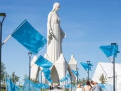 Gigantyczny pomnik Matki Boskiej. Za granicą piszą o wsi pod Toruniem