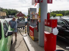 Na obniżkach cen paliwa korzystają także Niemcy