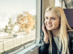 Masz dość, gdy ktoś głośno rozmawia przez telefon? Zacznij od tego