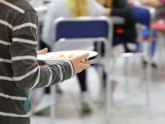 Od września zmiany na stołówkach w Krakowie. Mniej mięsa, więcej roślinnych posiłków