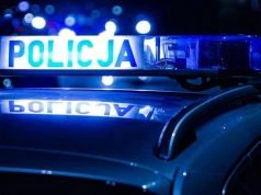 Po kolizji policjanci wyczuli alkohol. W aucie było dziecko