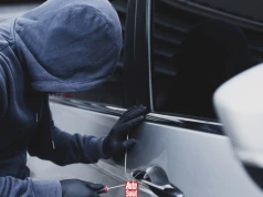 Ukradli auto z dowodem rejestracyjnym w środku, nie będzie odszkodowania? Sąd wydał wyrok