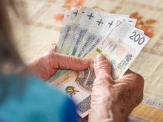 Emerytury w 2027 roku mocno zaskoczą seniorów. Tyle może wynieść podwyżka z ZUS