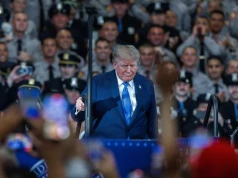 Jednego dnia Trump zraził dwa sojusznicze kraje. Jeden straszył bombardowaniem
