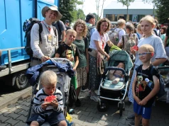 44.PPT: Wędrówki dzień drugi. W centrum są małżeństwa