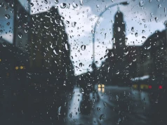 Koniec spokojnego lata. Meteorolodzy biją na alarm, nawalne deszcze i widmo podtopień
