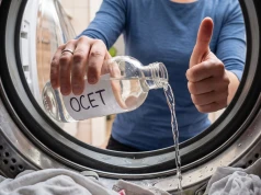 Dodawania octu do pralki. Do czego służy i dlaczego jest zalecane?