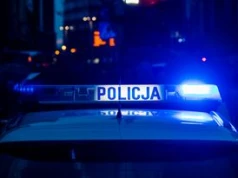 Pirat drogowy zatrzymany pod Tarnowem. Kierowca Dodge'a w obszarze zabudowanym rozpędził swój samochód do 124 km/h