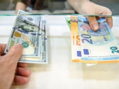 Niska zmienność na rynku walutowym. Dolar lekko odbija, euro po 4,32 zł