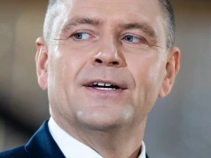 Rzecznik Tuska o "absurdalnym wecie" Nawrockiego. Pokazał, co Polacy stracili