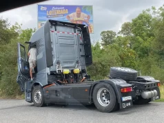 Kolejny chiński ciągnik siodłowy na polskich drogach – Farizon Homtruck we Wrocławiu