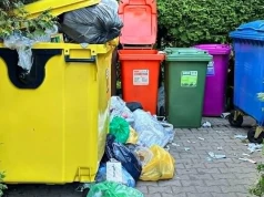 Remont zatoczek skomplikował wywóz śmieci z Sokołowskiej w Siedlcach