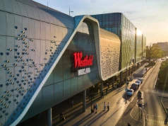 Zniknął charakterystyczny neon z galerii we Wrocławiu. Zmian będzie jeszcze więcej