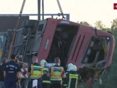 Wypadek autokaru na Węgrzech. Jest decyzja w sprawie aresztu dla kierowcy