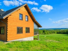 Ile kosztuje domek drewniany w Bielsku-Białej? 6 pozycji, które robią różnicę