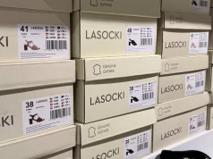 Sezon weselny nie dobiegł końca: te czółenka Lasockiego to gratka dla elegantek. A Rieker?