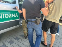 Pijany obcokrajowiec ciężarówką wjechał w wóz strażacki