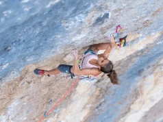 Laura Rogora i na schłodzenie „Pornographie” 9a